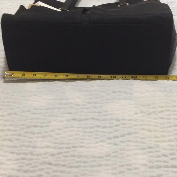 NWT Calvin Klein Black/Gold Handbag - Picture 14 of 16